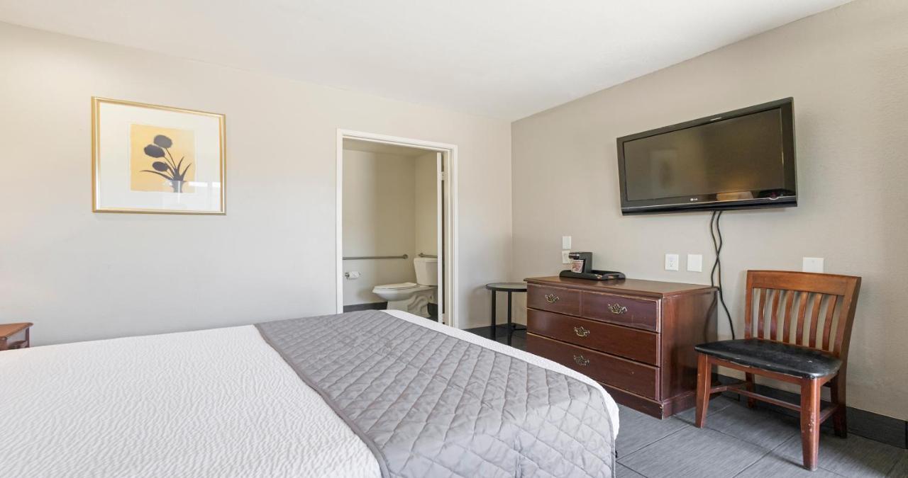 Budget Inn&Suites Stockton Yosemite Exterior foto