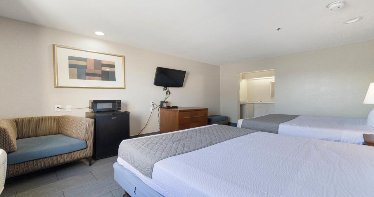 Budget Inn&Suites Stockton Yosemite Exterior foto